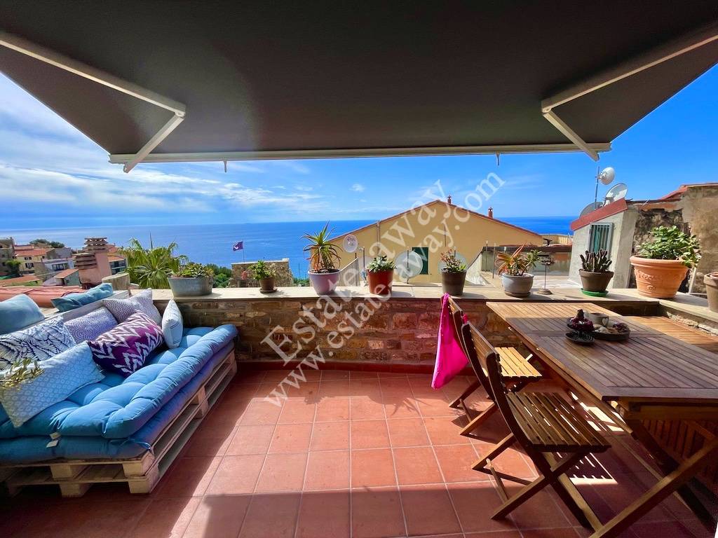 Casa Semindipendente in vendita a Cipressa