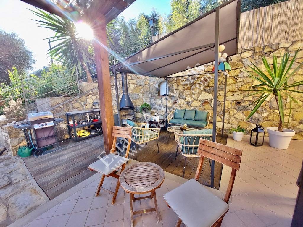 Casa singola in vendita a Vallebona