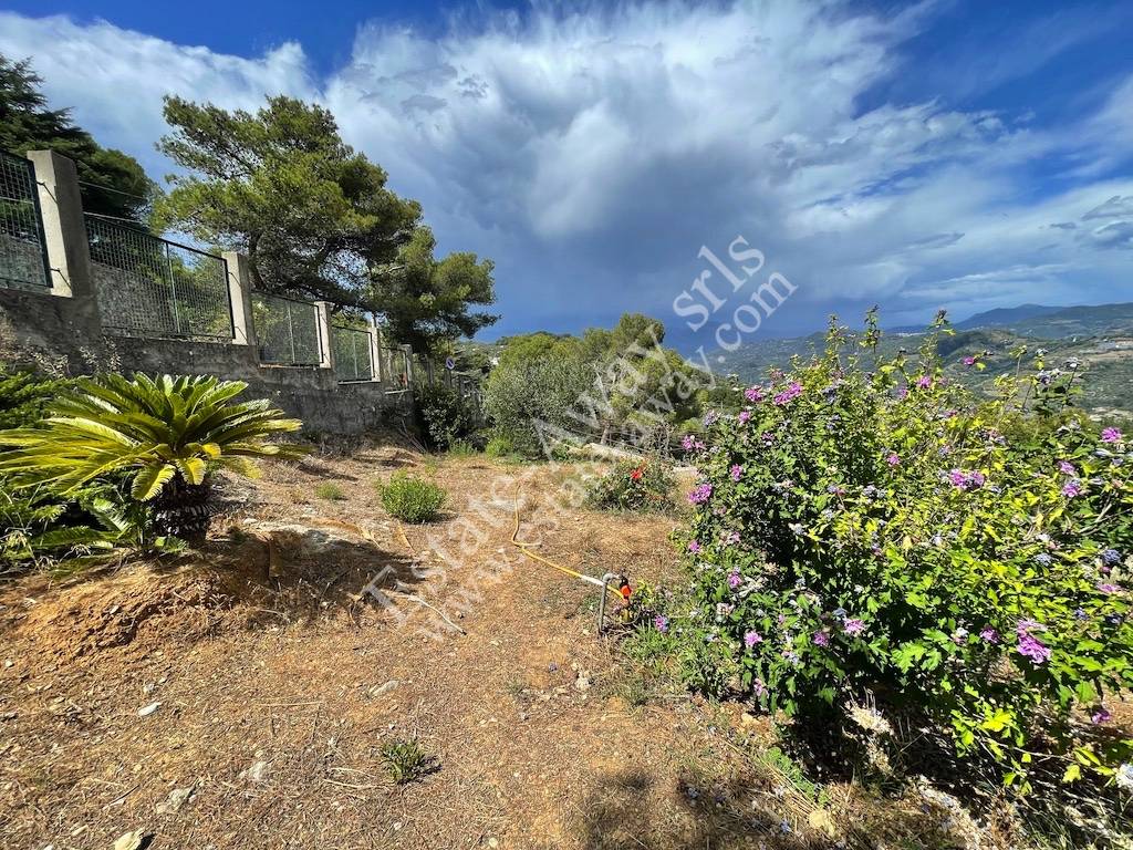 Casa Semindipendente in vendita a Camporosso, Ciaixe
