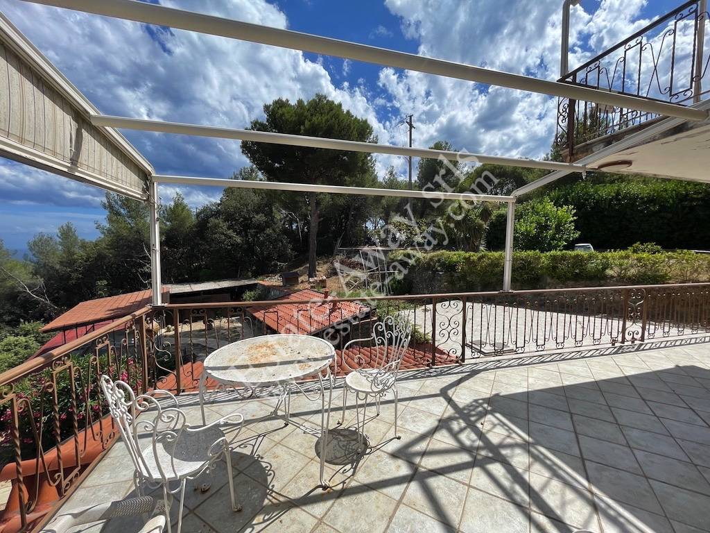 Casa Semindipendente in vendita a Camporosso, Ciaixe