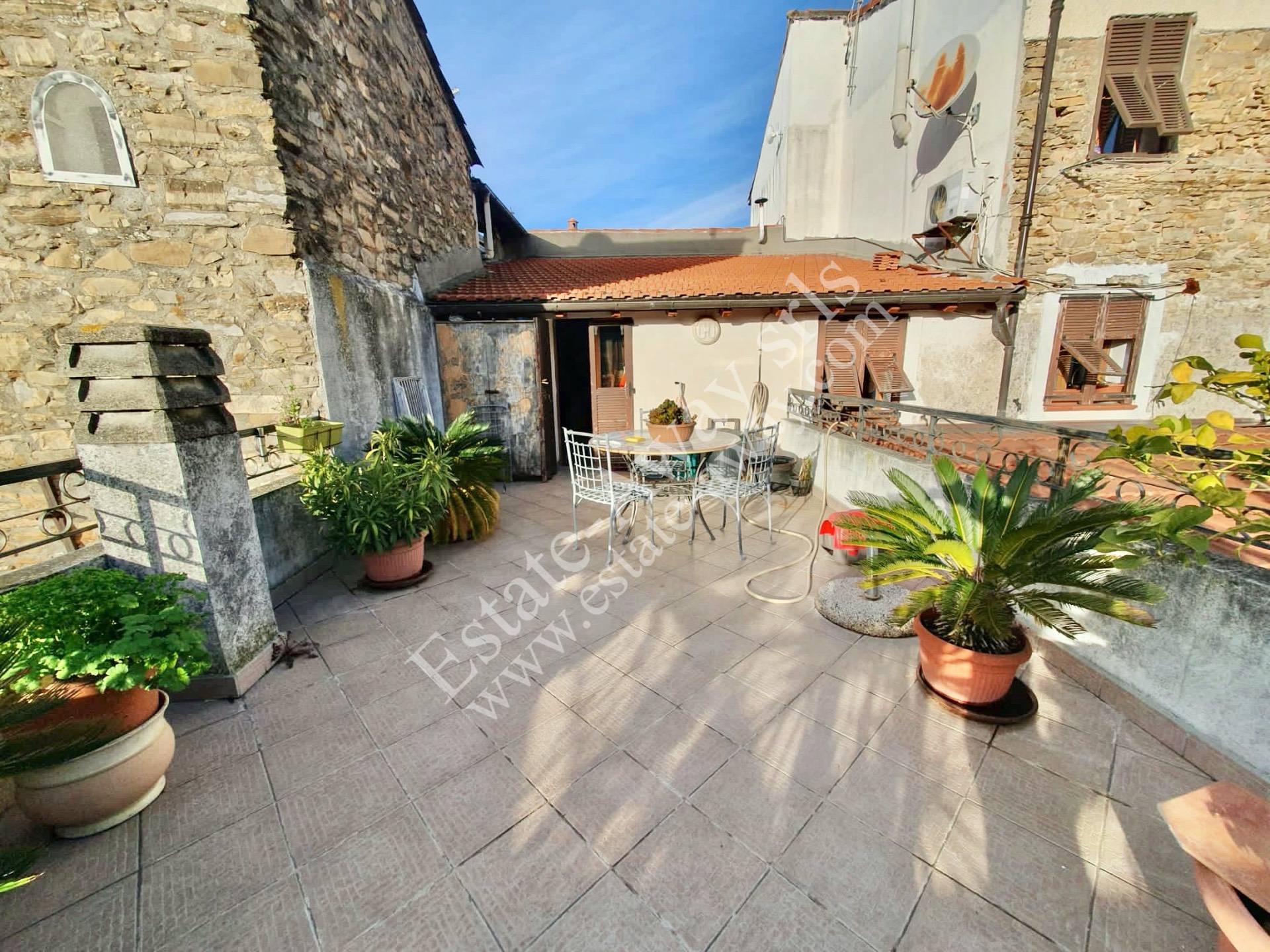 Appartamento in vendita a Seborga