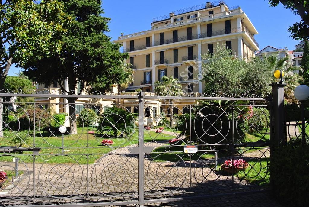 Appartamento in vendita a Bordighera