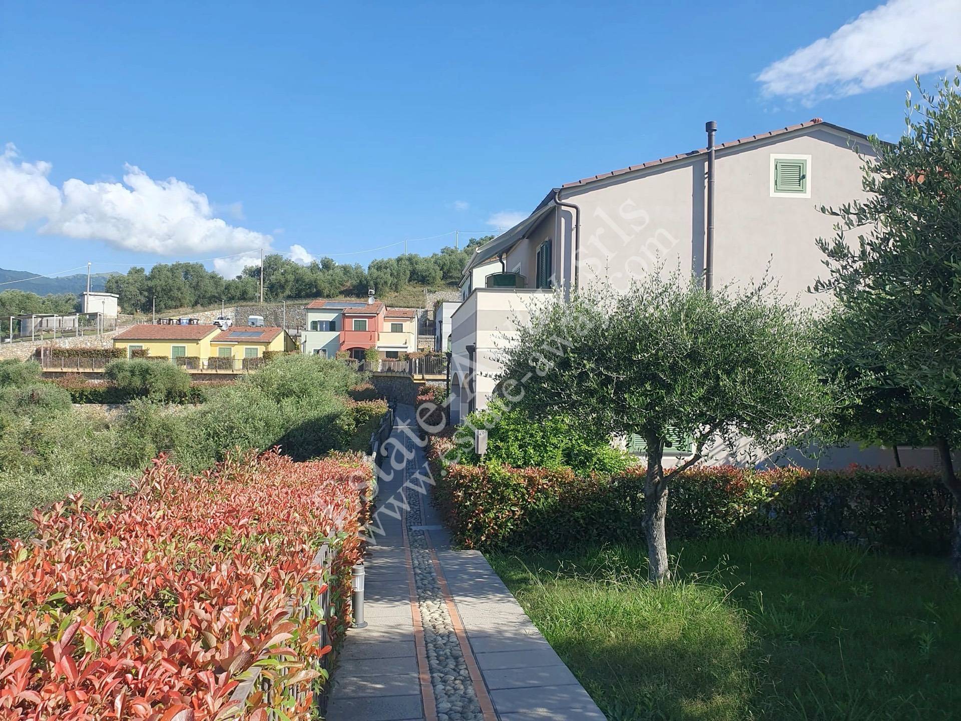 Appartamento in vendita a Civezza