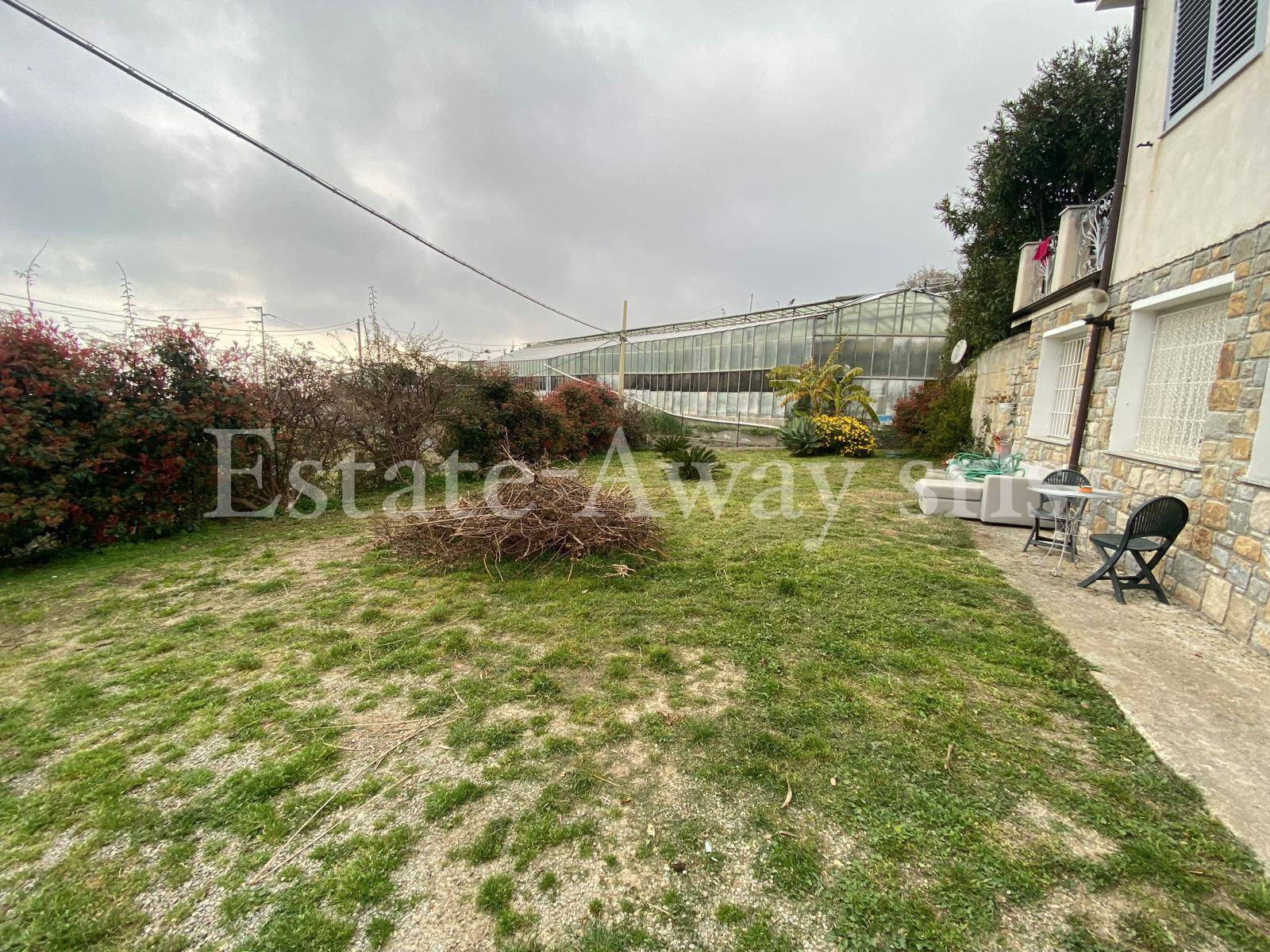 Casa singola in vendita a Ospedaletti