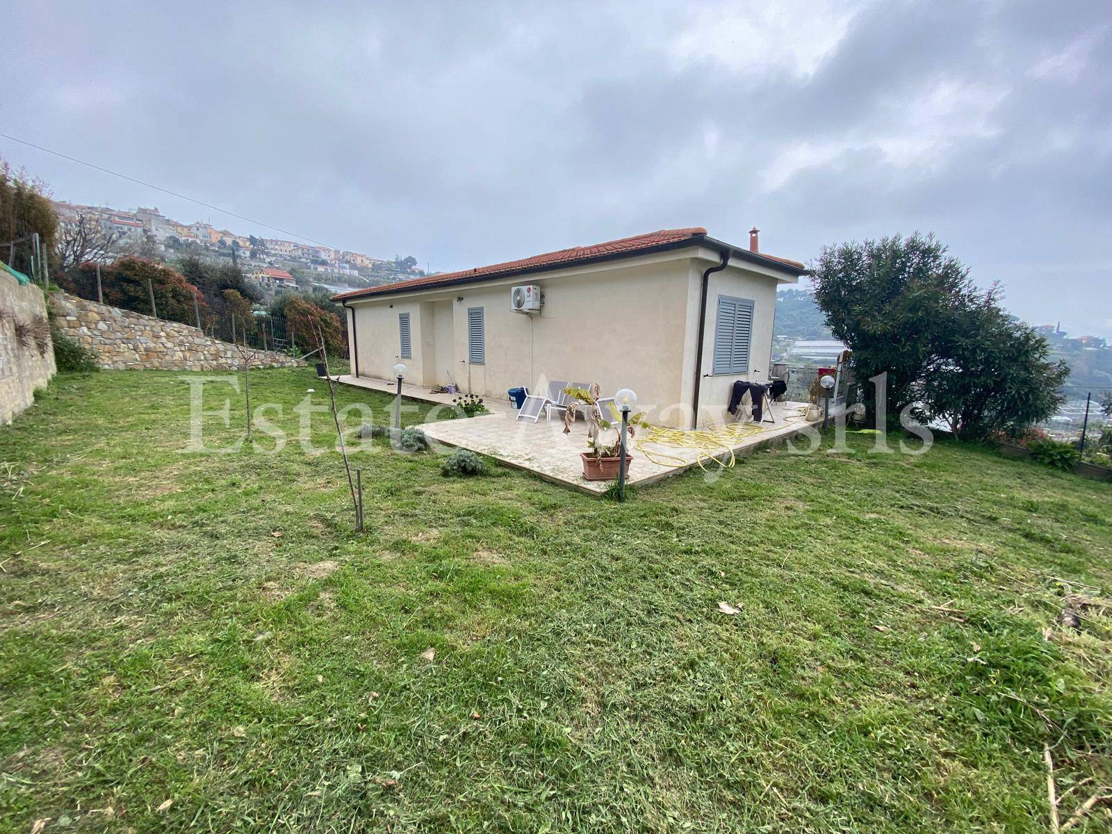 Casa singola in vendita a Ospedaletti