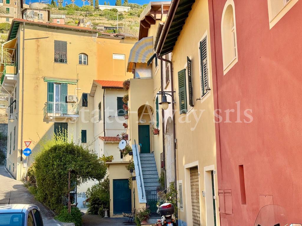 Appartamento in vendita a Bordighera