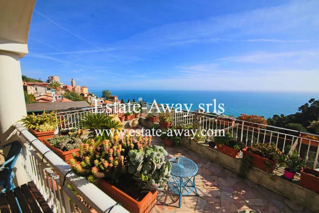 Villa in vendita a Ventimiglia, Mortola Inferiore e Superiore