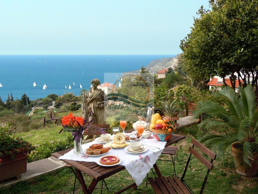 Villa in vendita a Ospedaletti