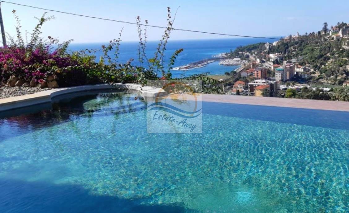 Villa in vendita a Bordighera