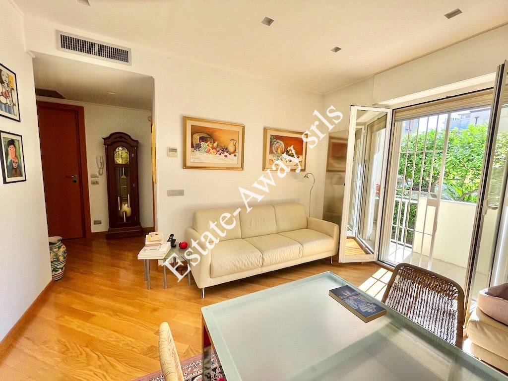 Appartamento in vendita a Bordighera