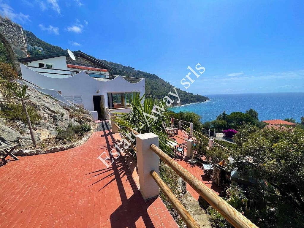 Villa in vendita a Ventimiglia, Grimaldi Inferiore e Superiore