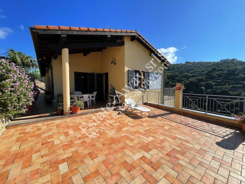 Casa singola in vendita a Bordighera