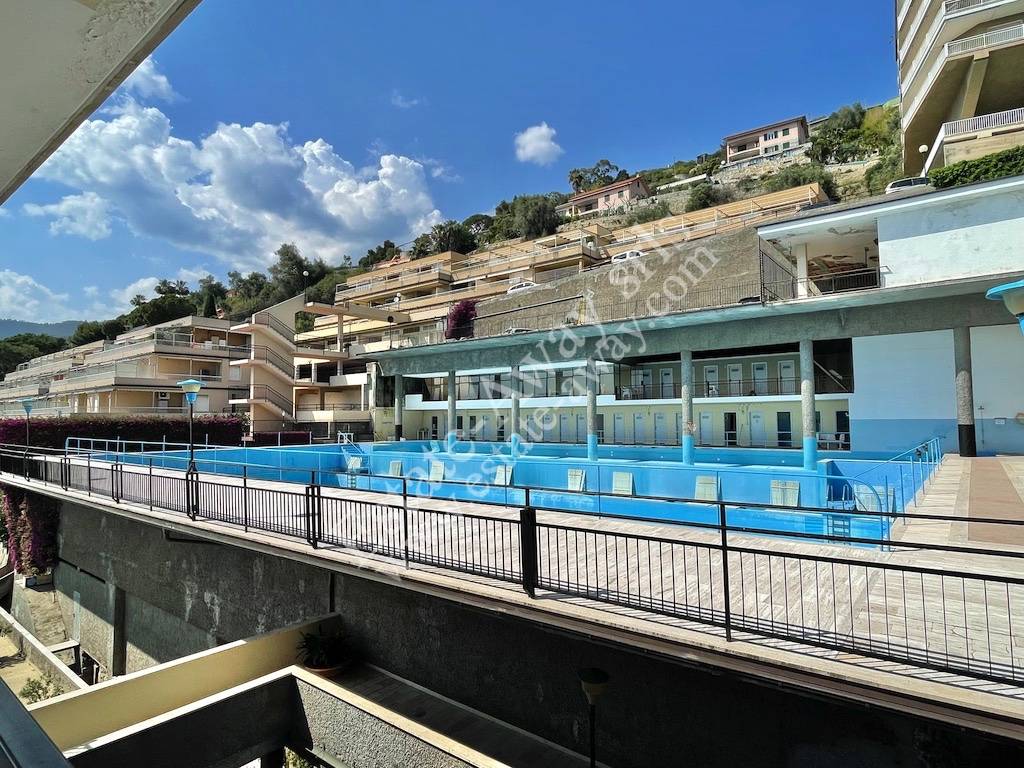 Appartamento in vendita a Ospedaletti