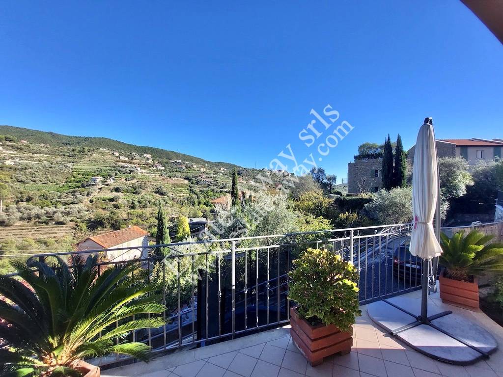 Casa singola in vendita a Vallebona