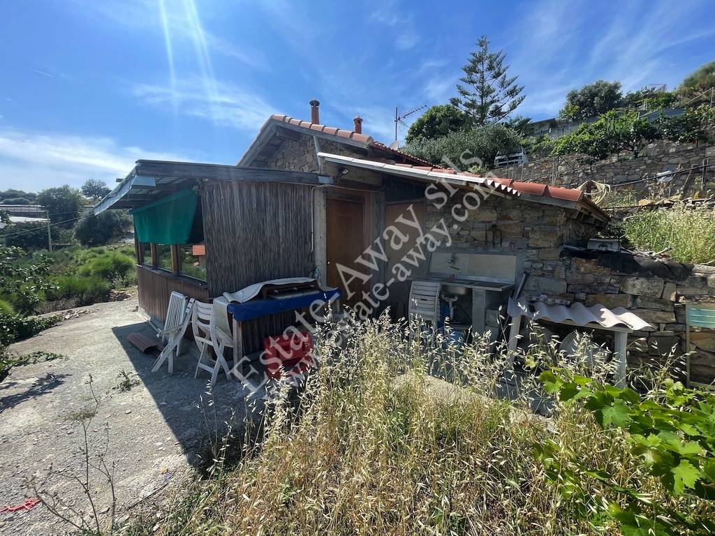 Rustico in vendita a Bordighera, Borghetto San Nicol