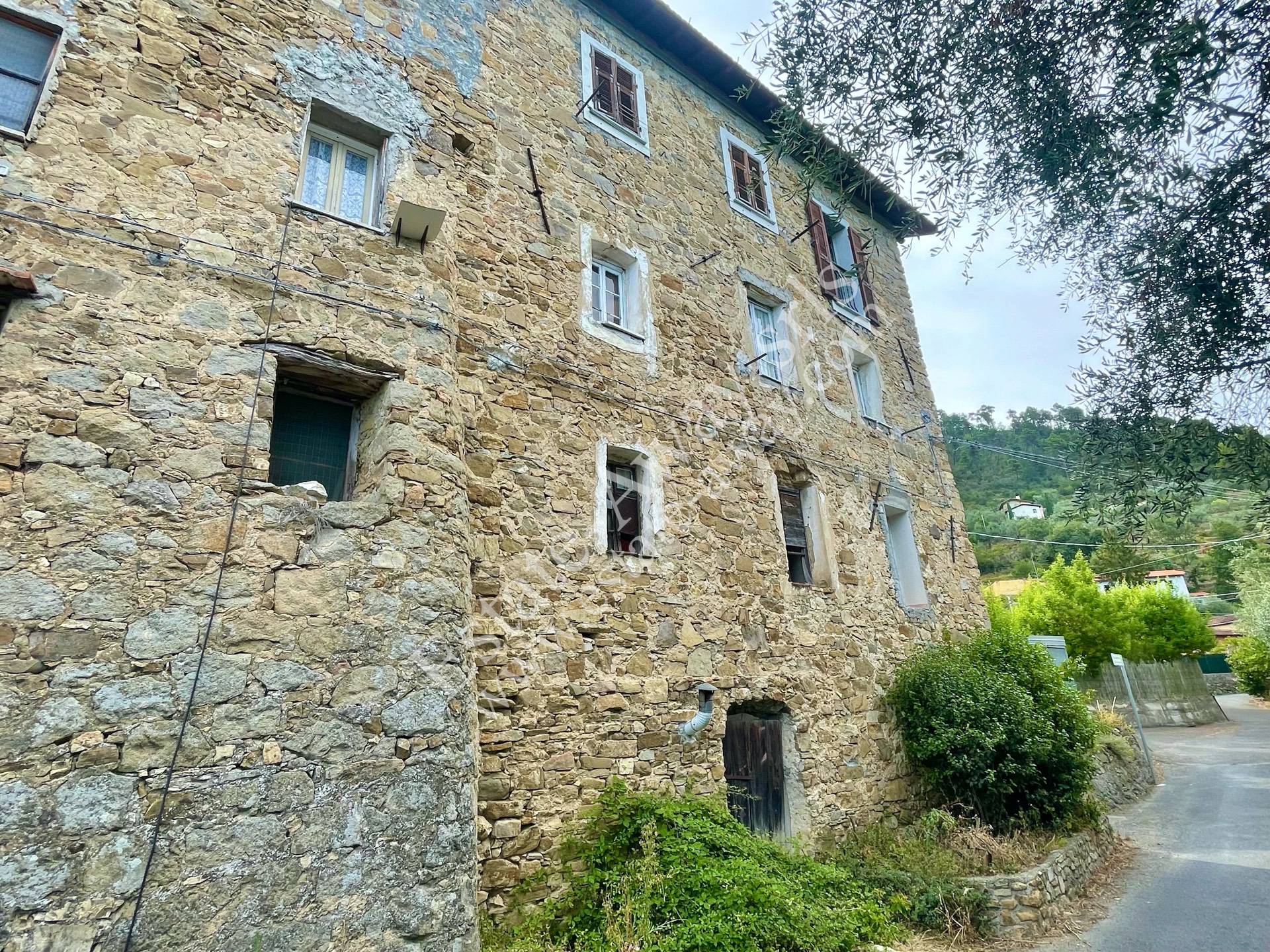 Casa Semindipendente in vendita a Soldano, San Martino