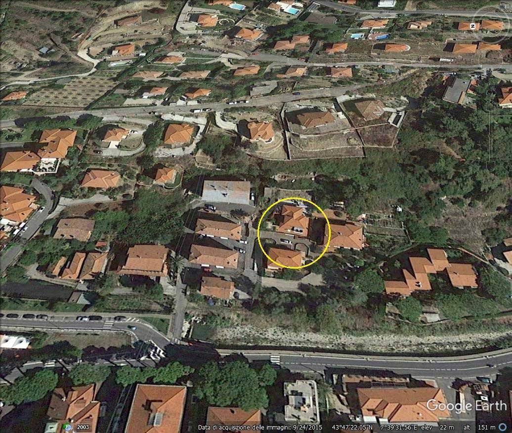 Box o garage in vendita a Bordighera