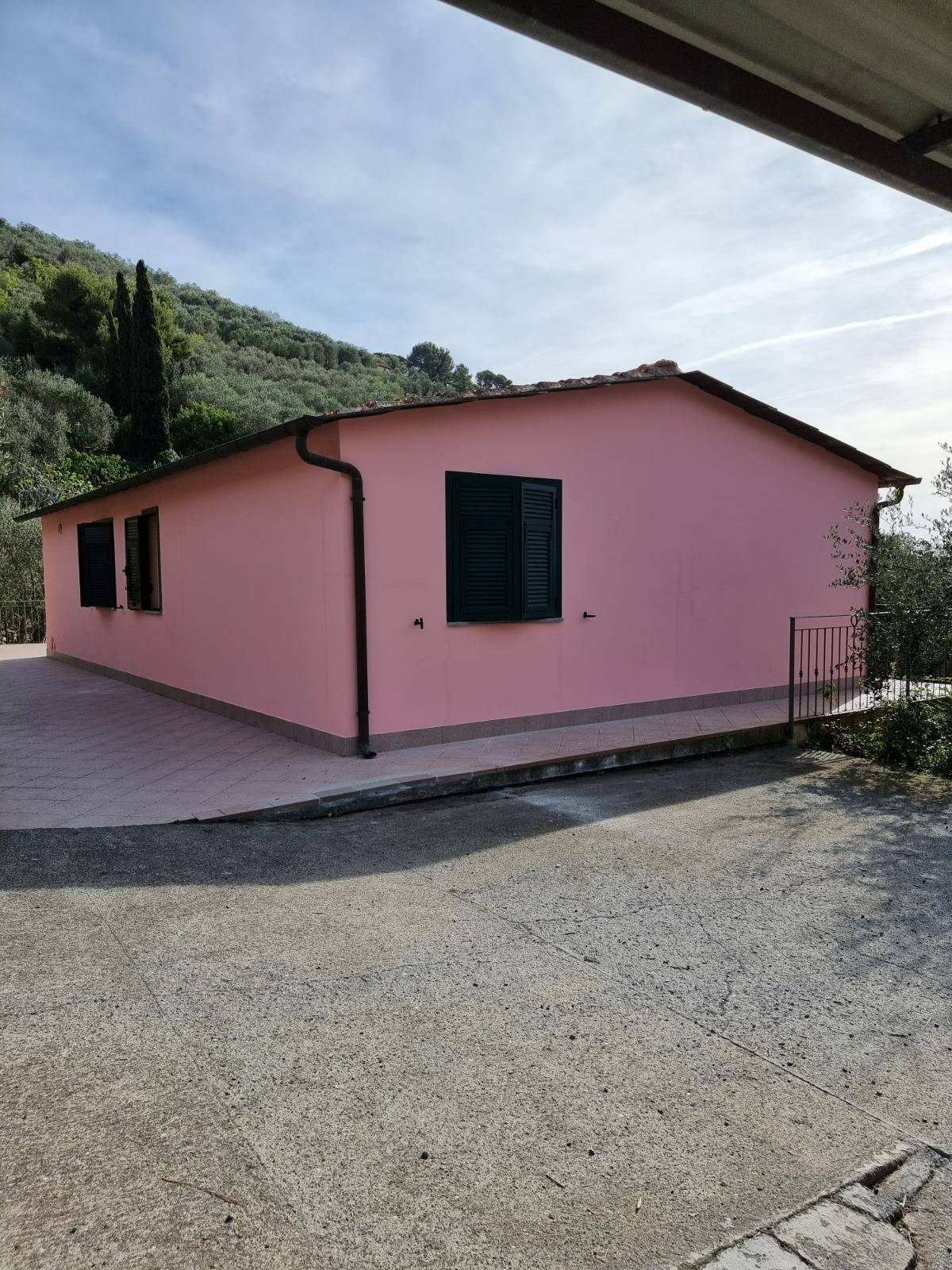 Casa singola in vendita a Imperia