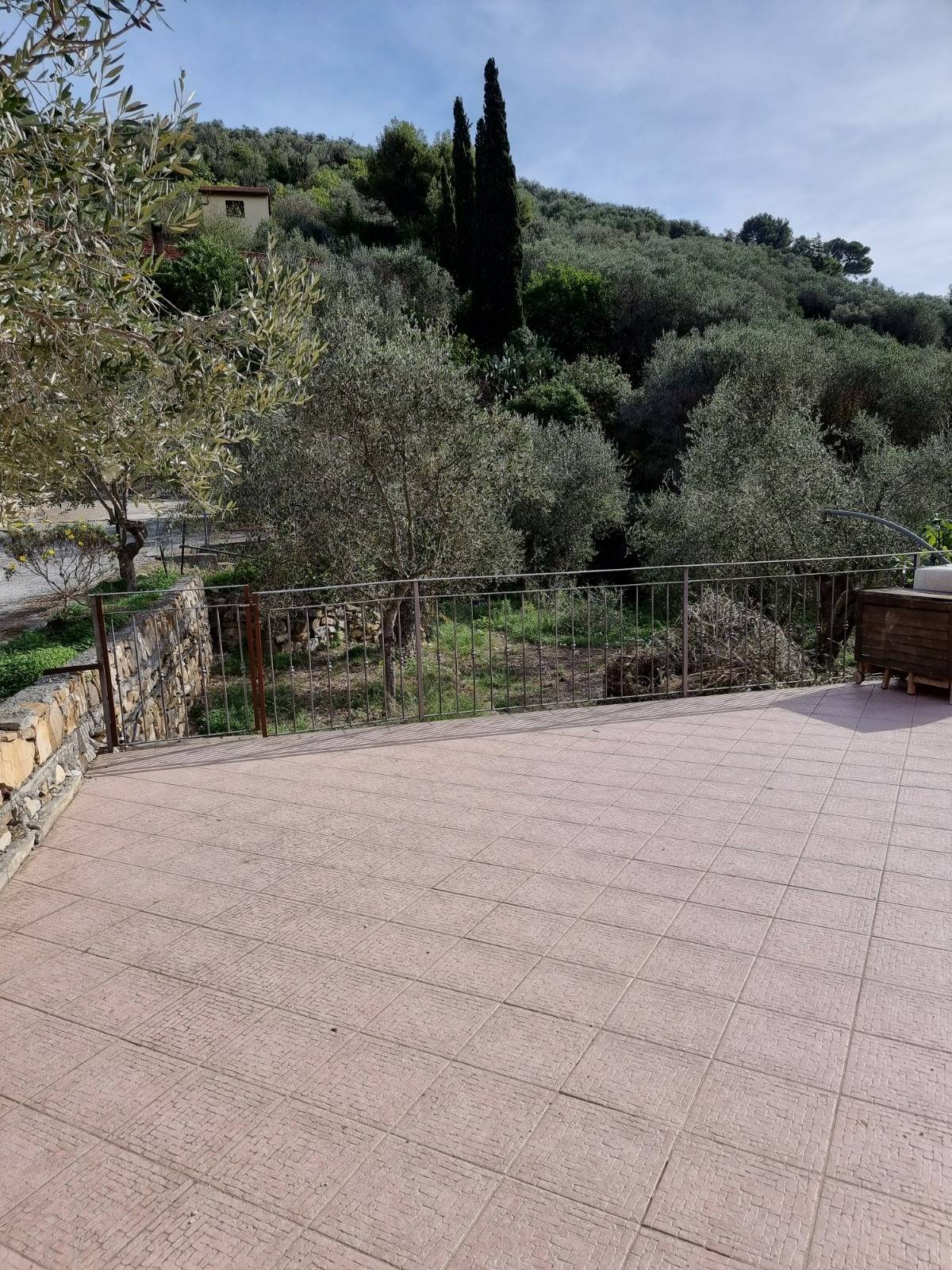 Casa singola in vendita a Imperia