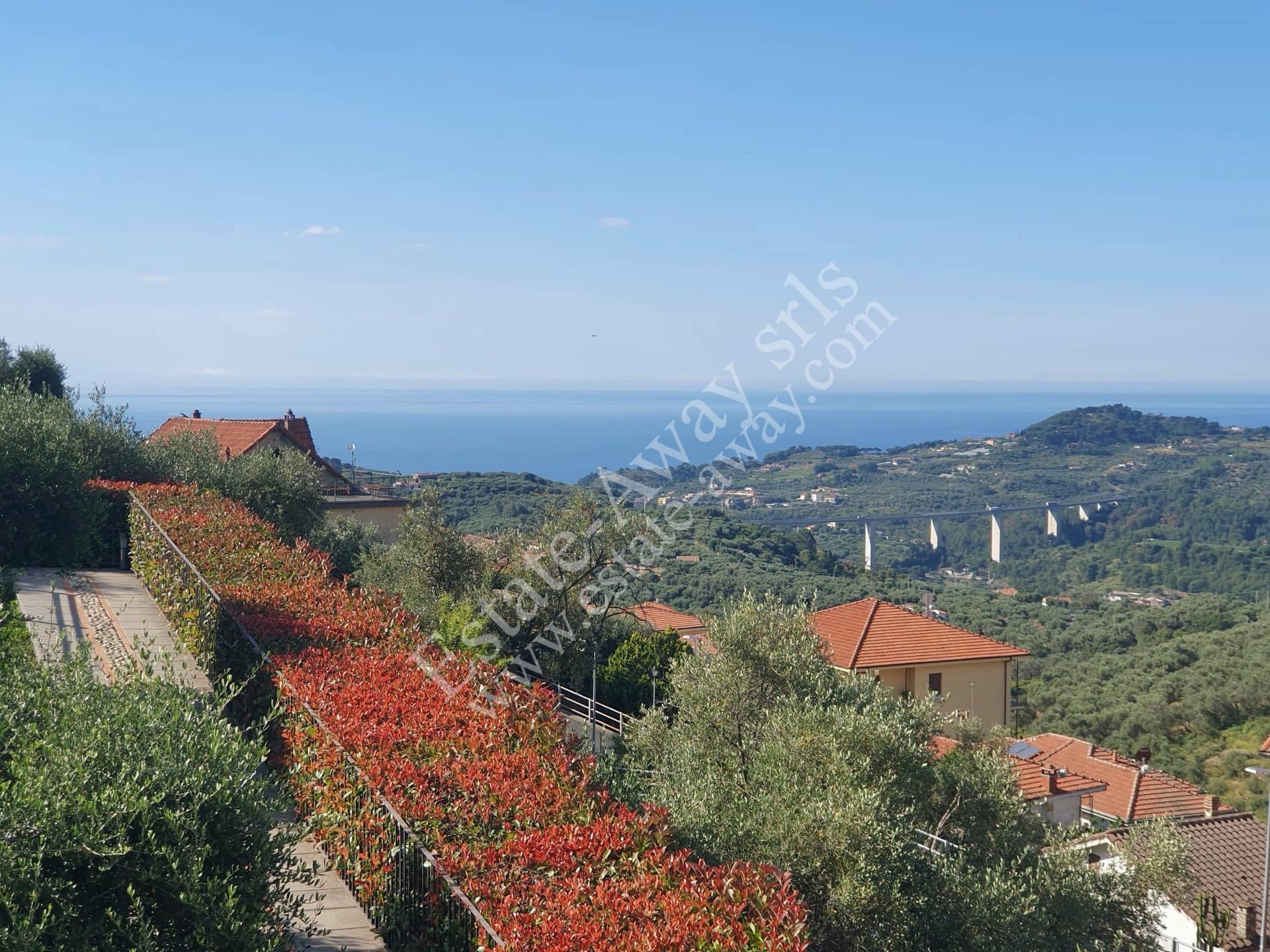 Appartamento in vendita a Civezza