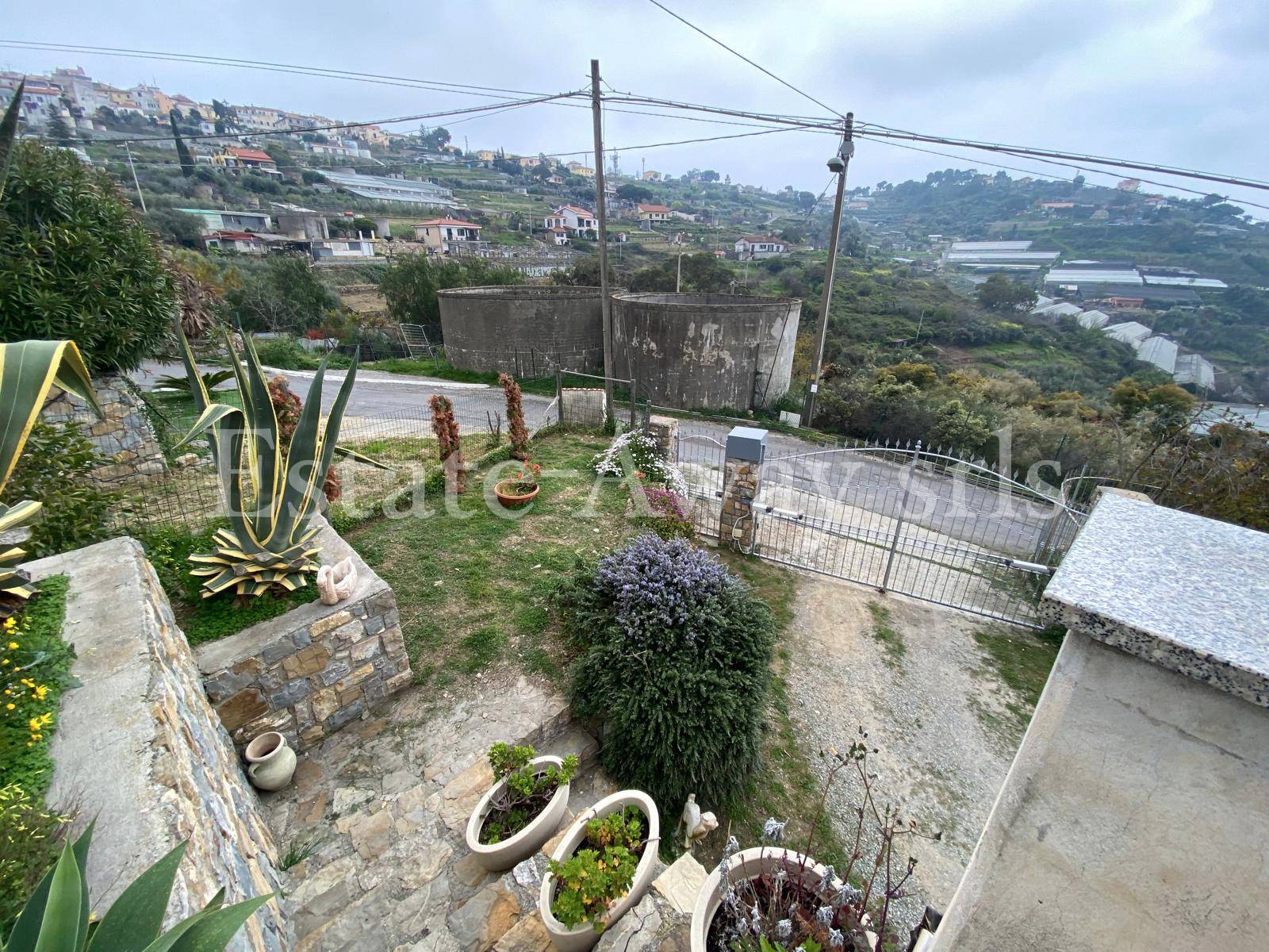 Casa singola in vendita a Ospedaletti
