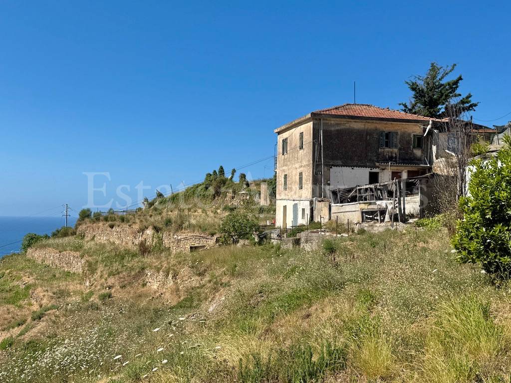 Rustico in vendita a Ospedaletti