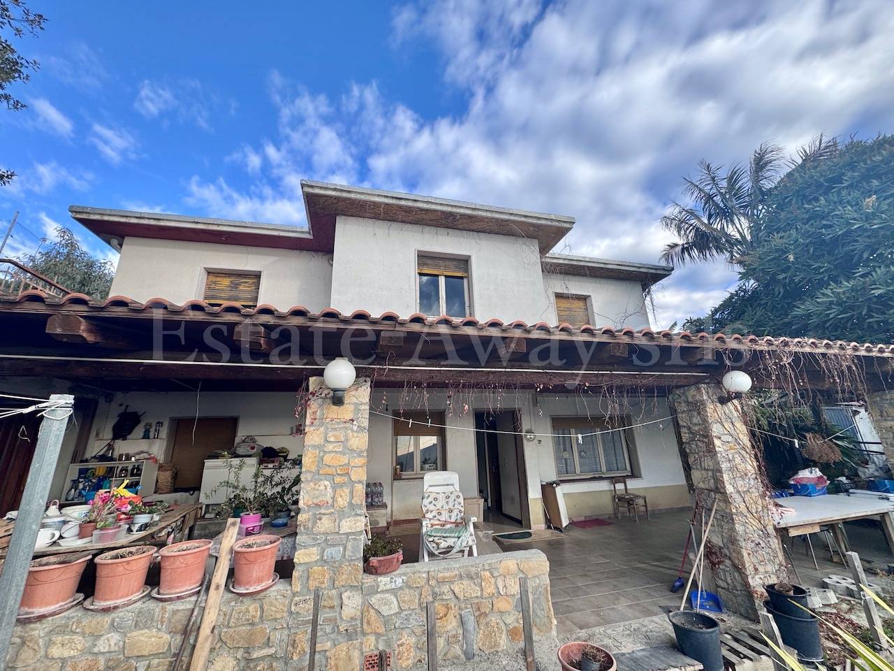 Villa in vendita a Bordighera