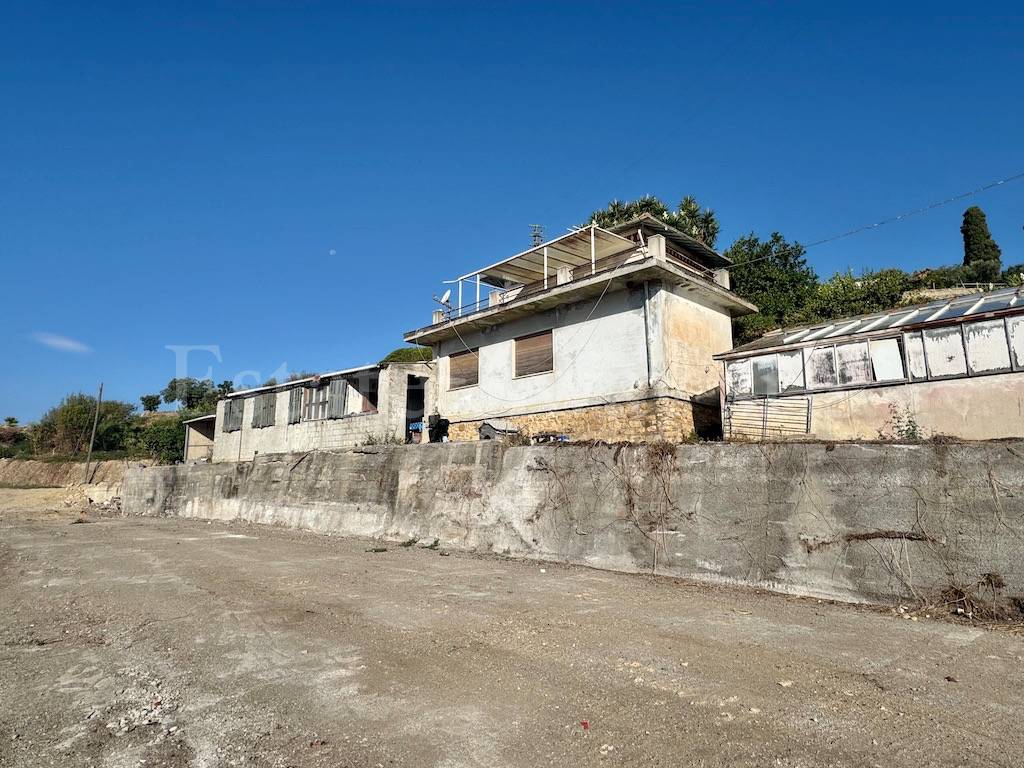 Rustico in vendita a Bordighera