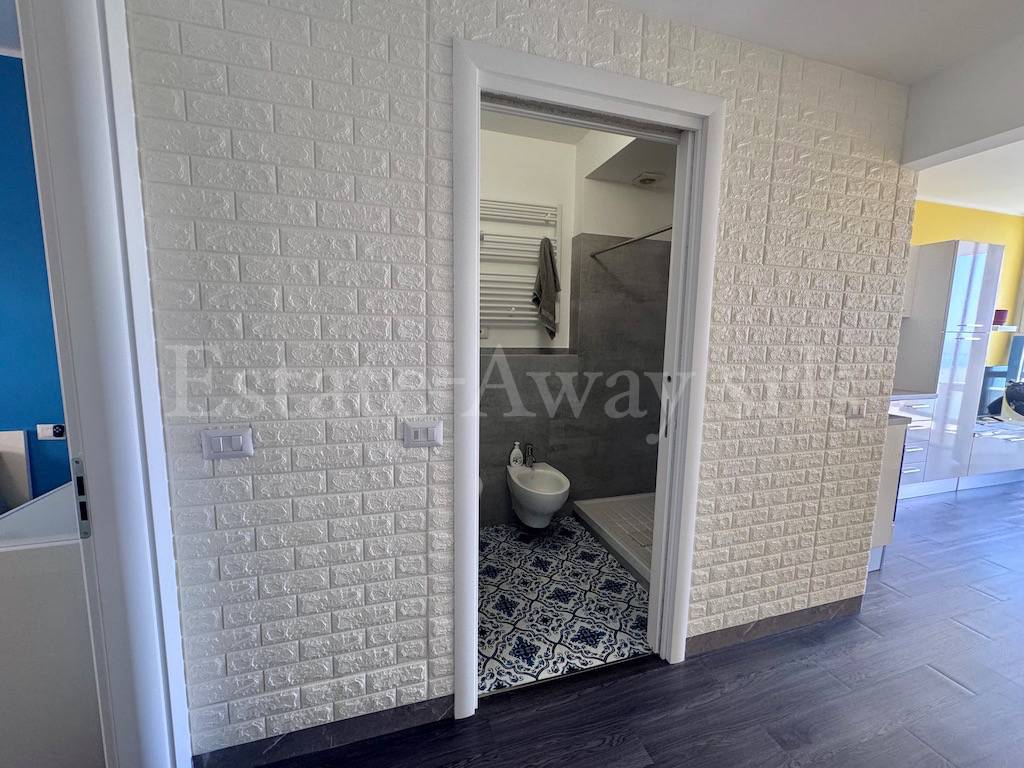 Appartamento in vendita a Vallecrosia