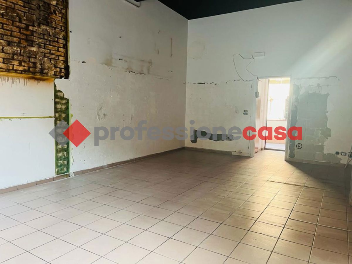 Negozio in affitto a Catania