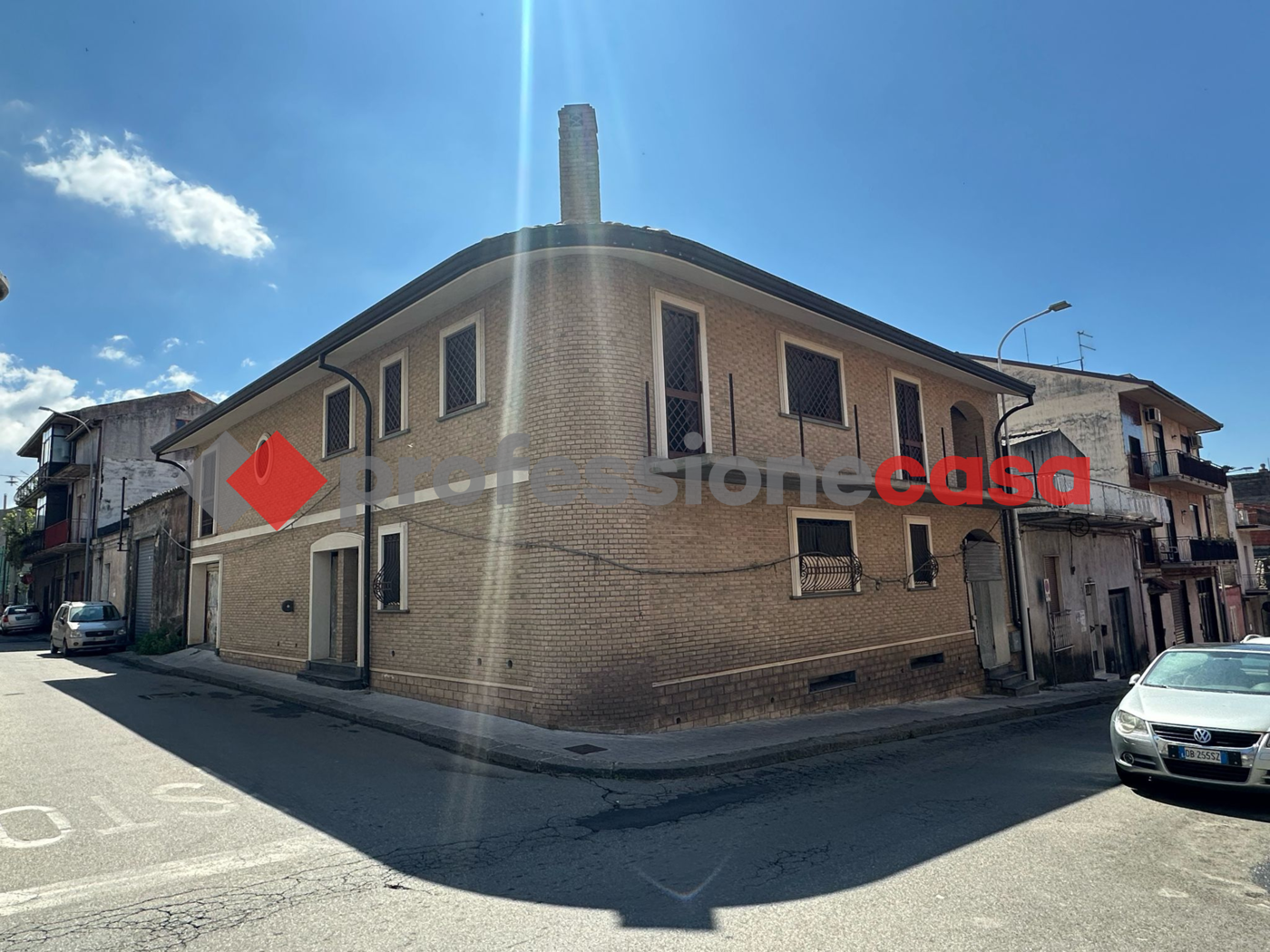 Stabile/Palazzo in vendita a Belpasso
