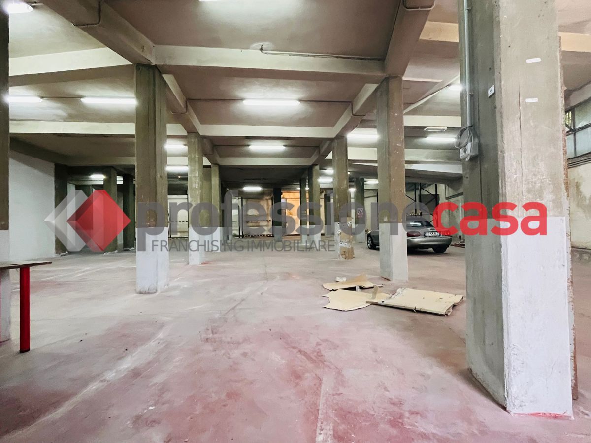 Magazzino in affitto a Catania