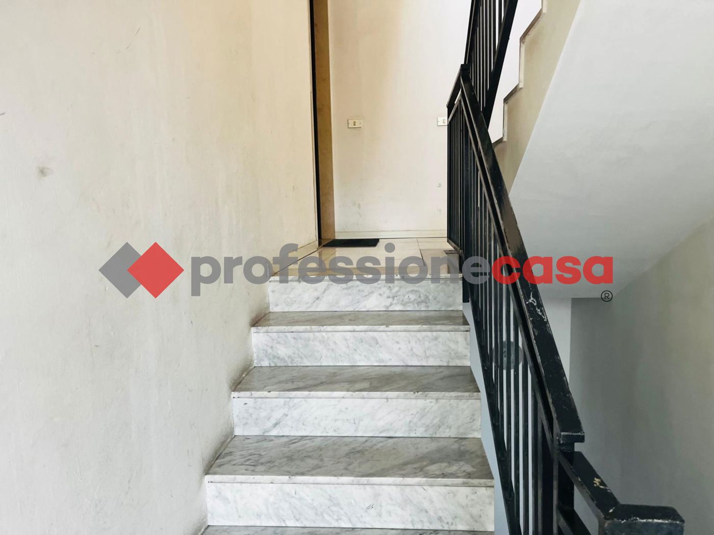 Trilocale con box a Gravina di Catania