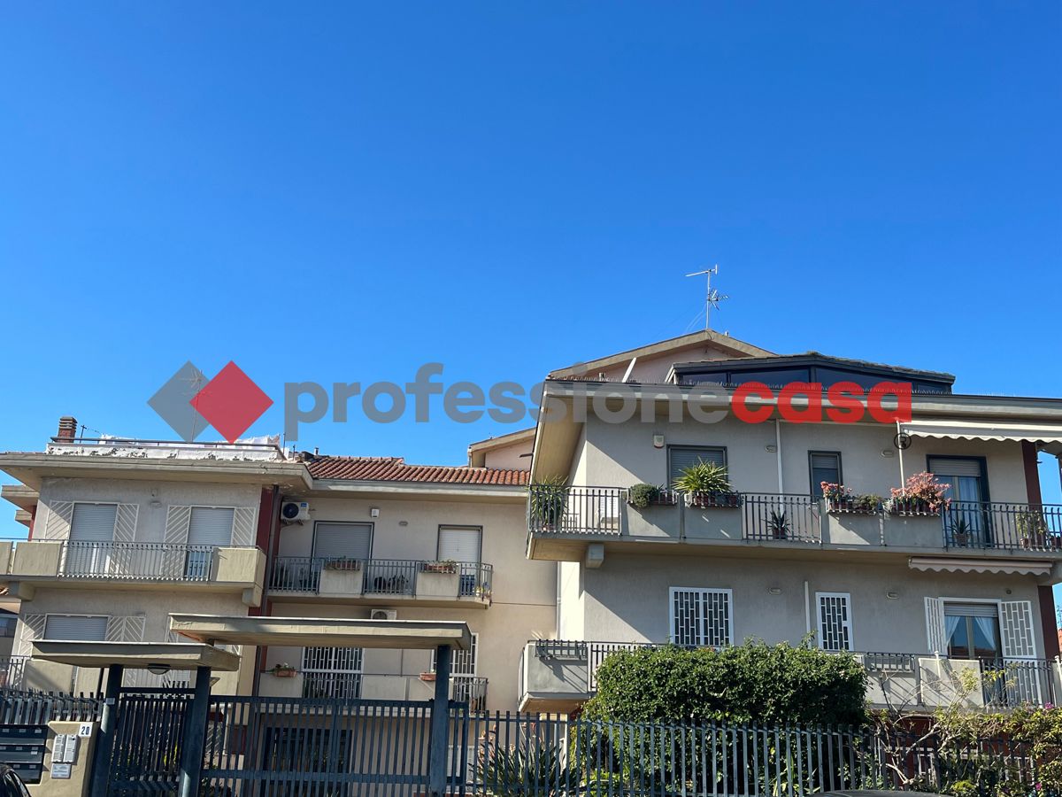 Magazzino in affitto a Catania