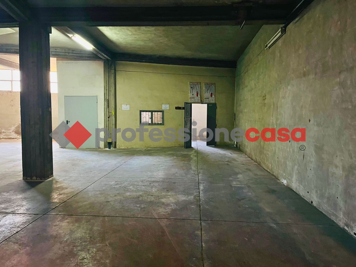 Magazzino in affitto a Catania