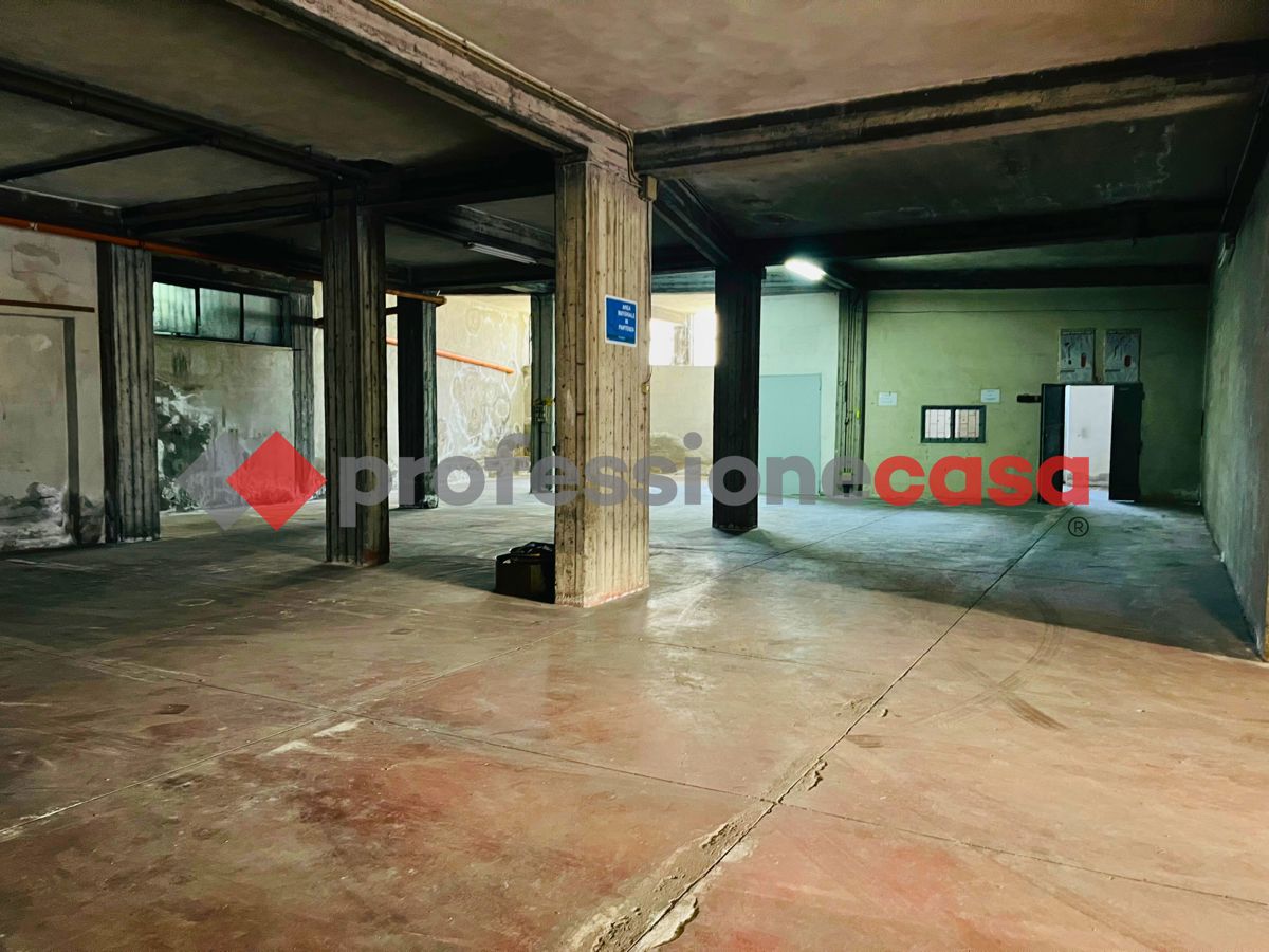 Magazzino in affitto a Catania