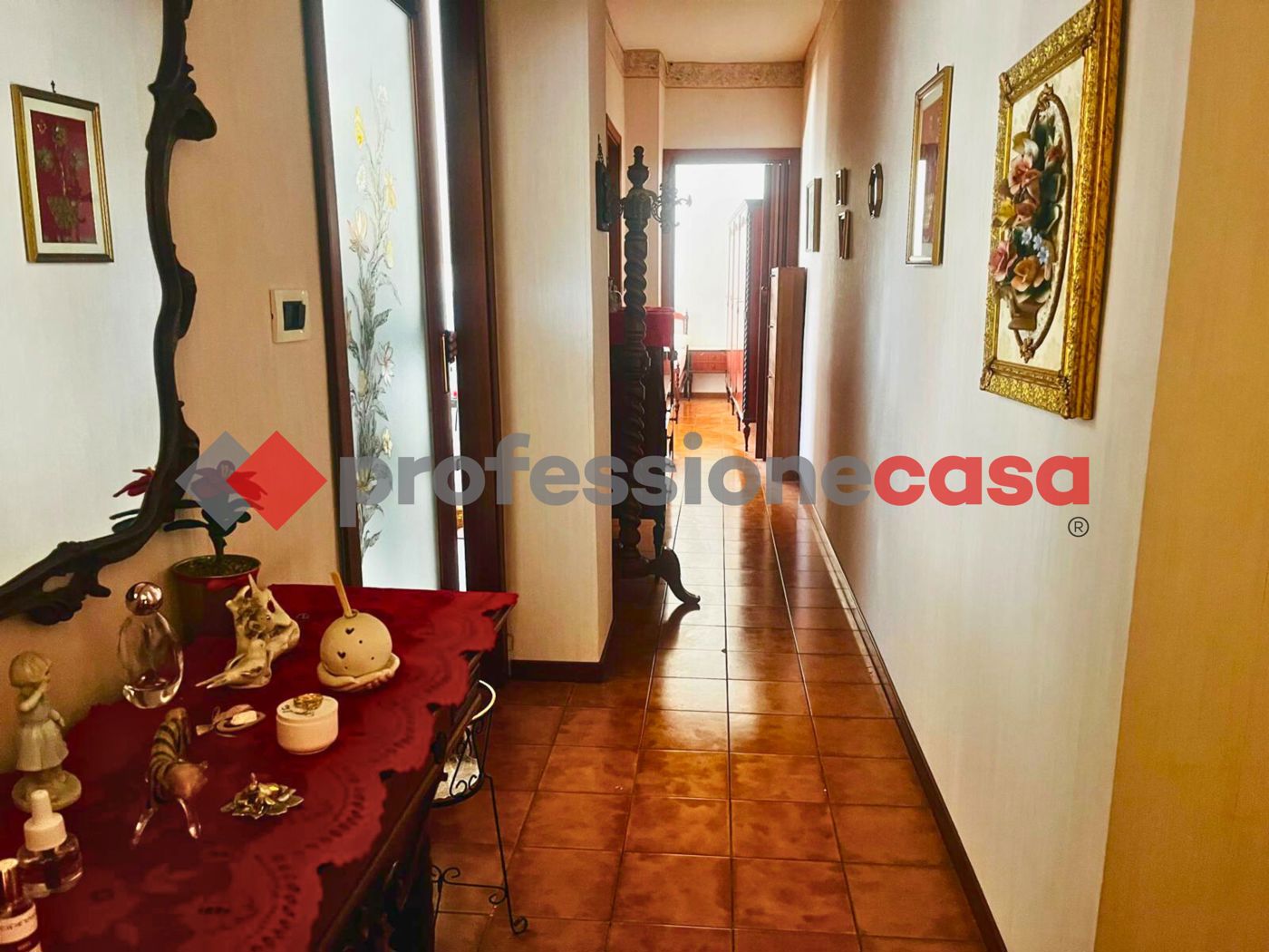 Trilocale in vendita a Gravina di Catania