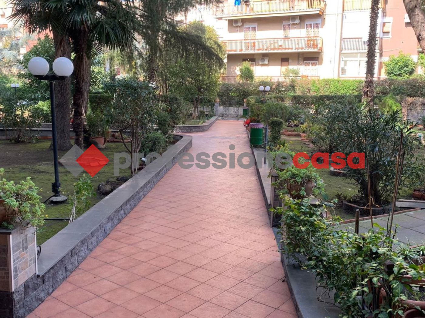 Trilocale da ristrutturare a Catania