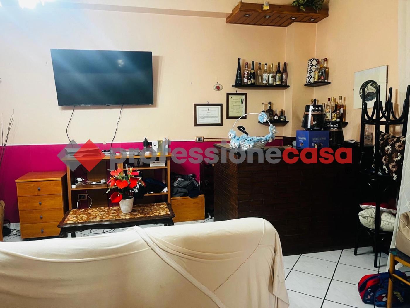 Casa indipendente con giardino a Catania