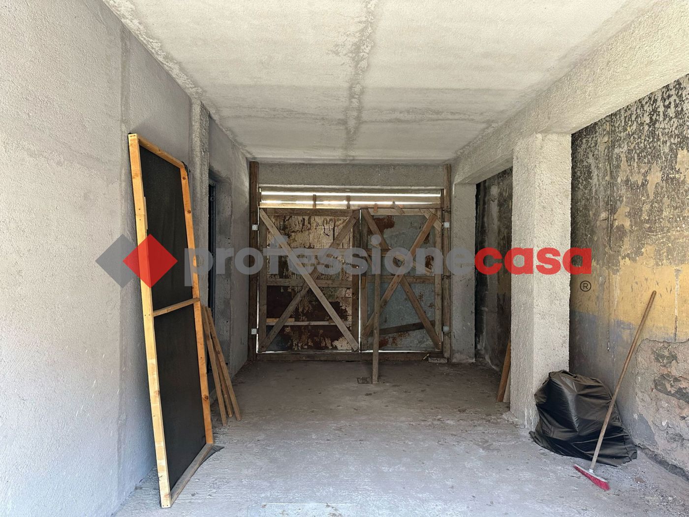 Stabile/Palazzo in vendita a Belpasso