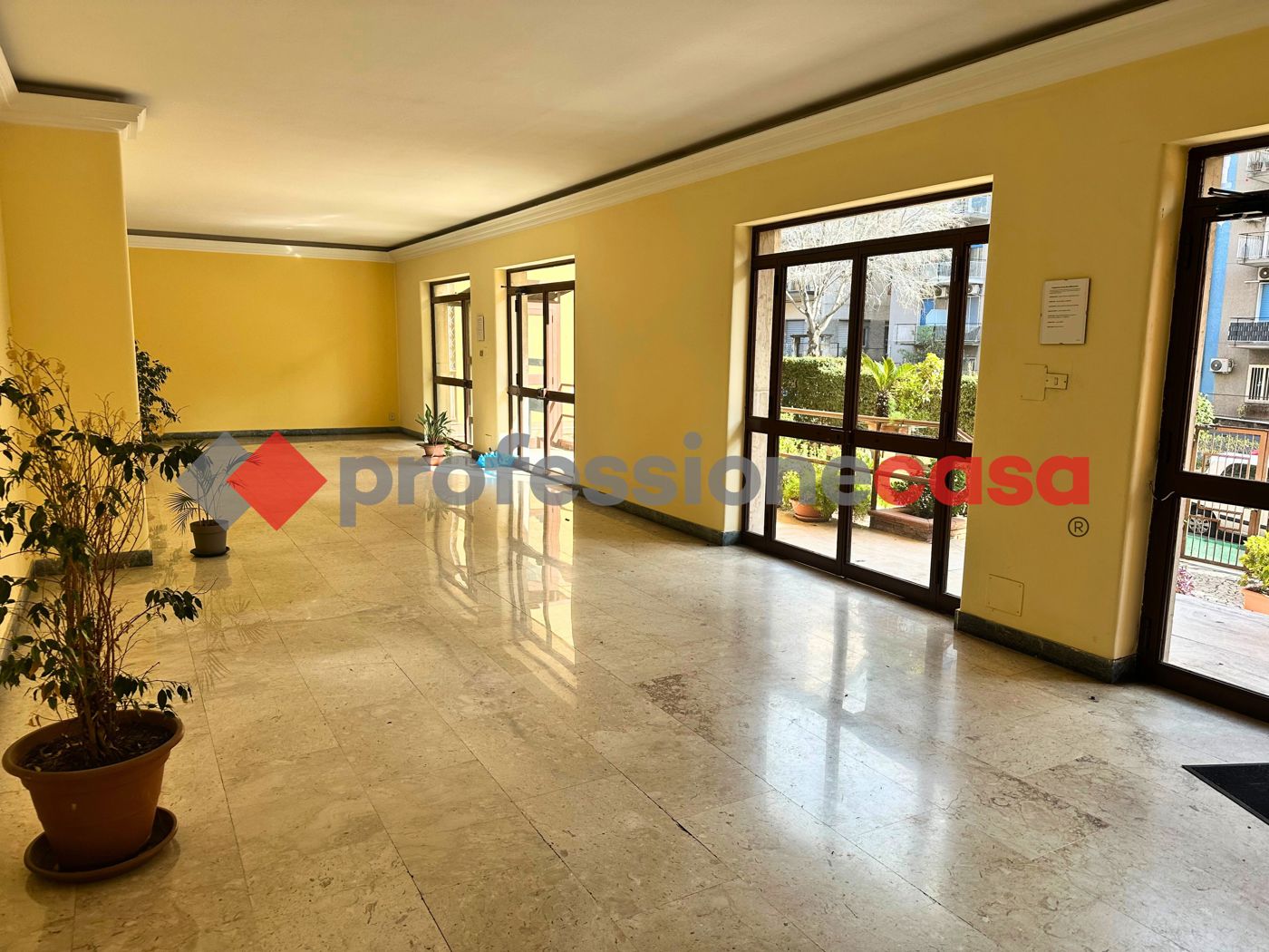 Trilocale da ristrutturare a Catania