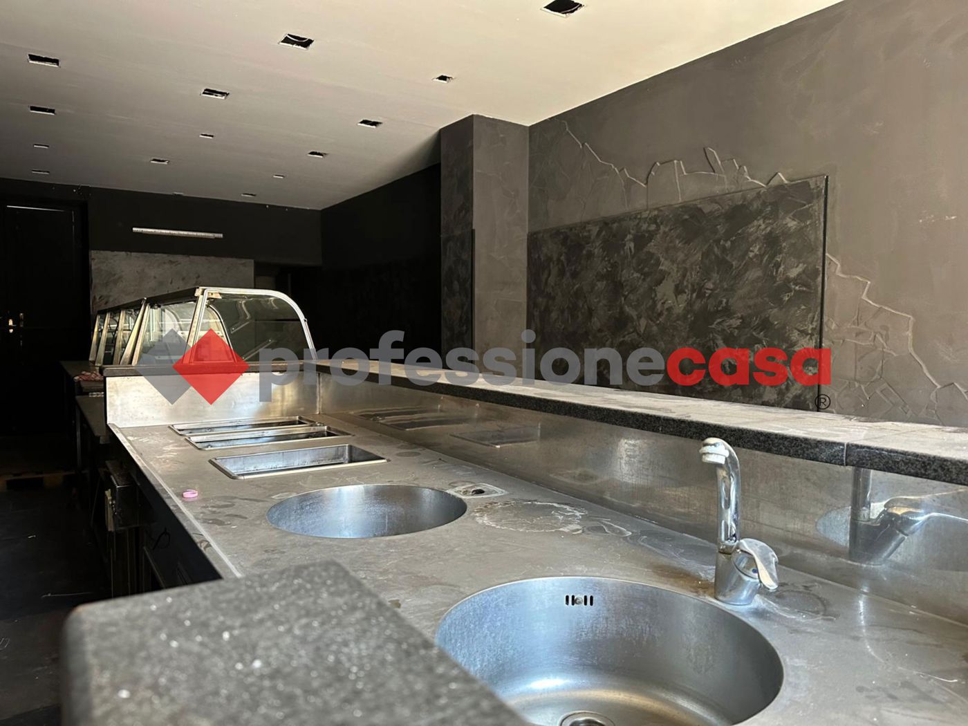 Negozio in vendita a Catania