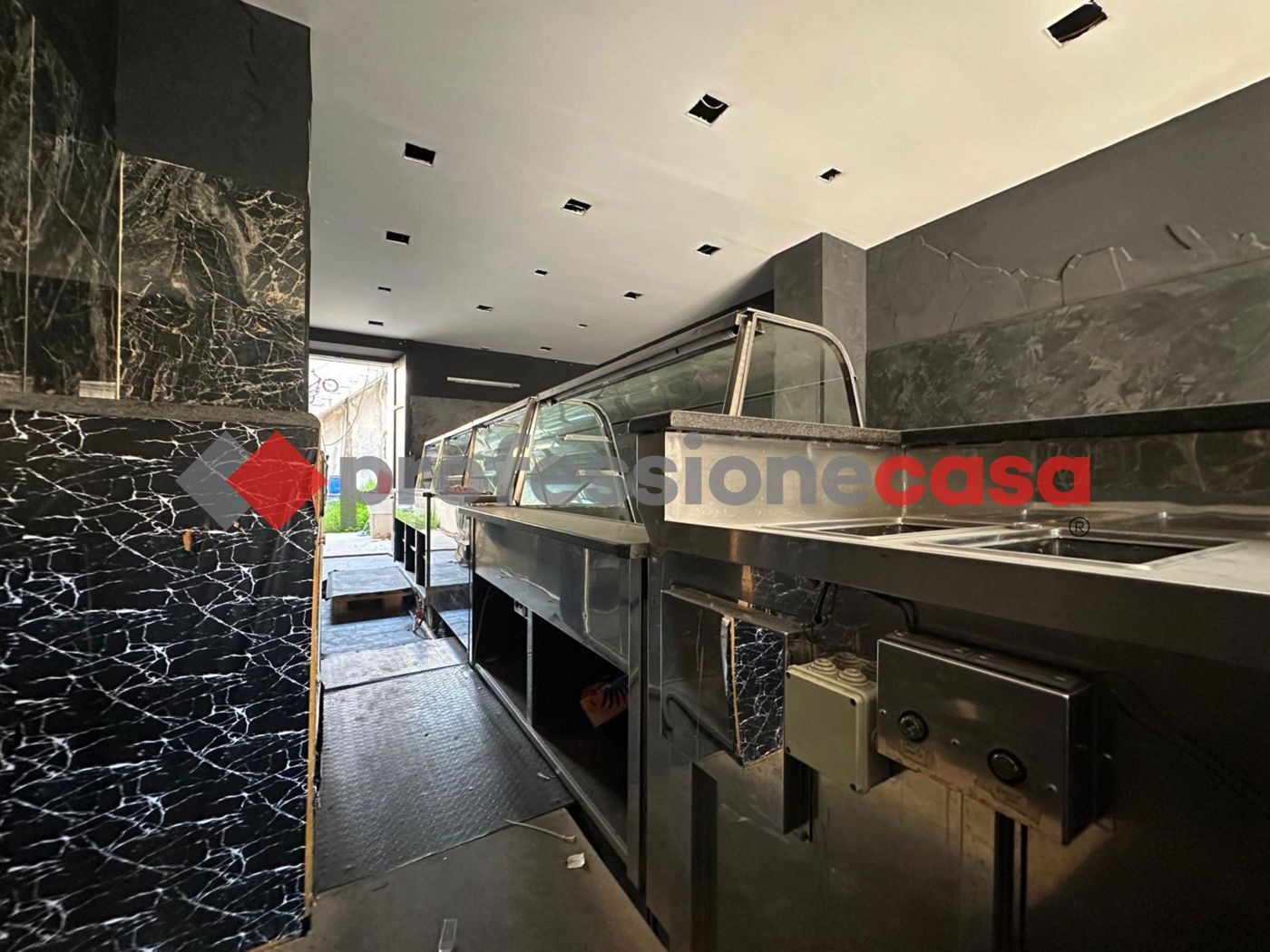 Negozio in vendita a Catania