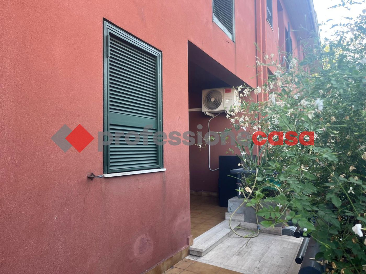 Ufficio in affitto a Tremestieri Etneo