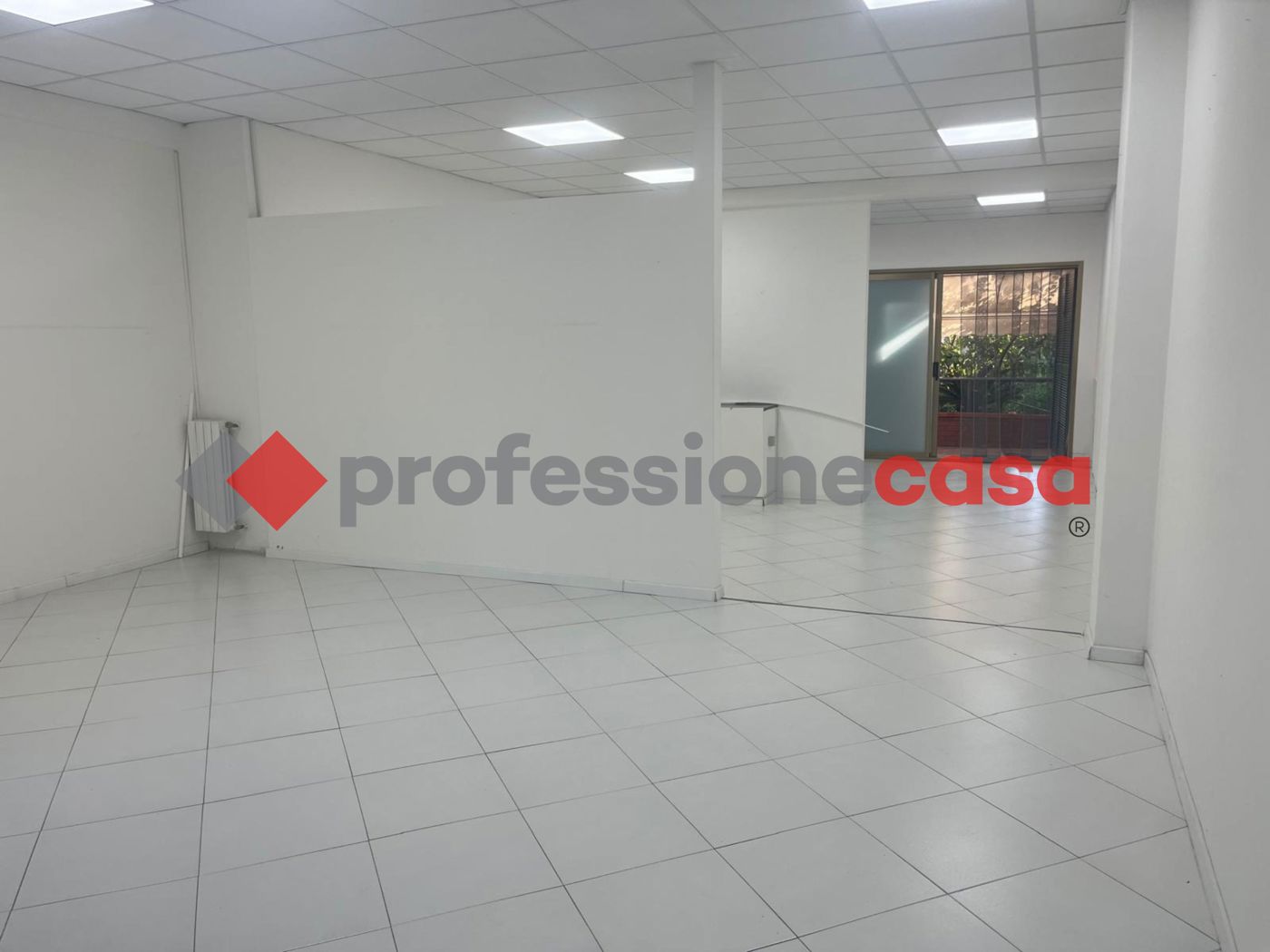 Ufficio in affitto a Tremestieri Etneo