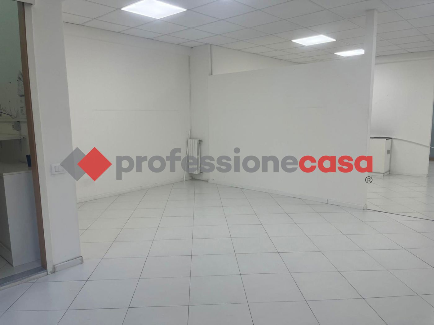 Ufficio in affitto a Tremestieri Etneo