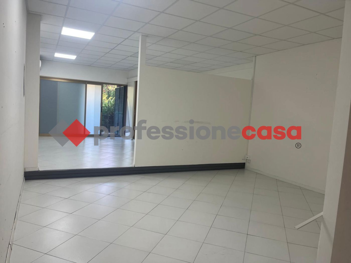 Ufficio in affitto a Tremestieri Etneo