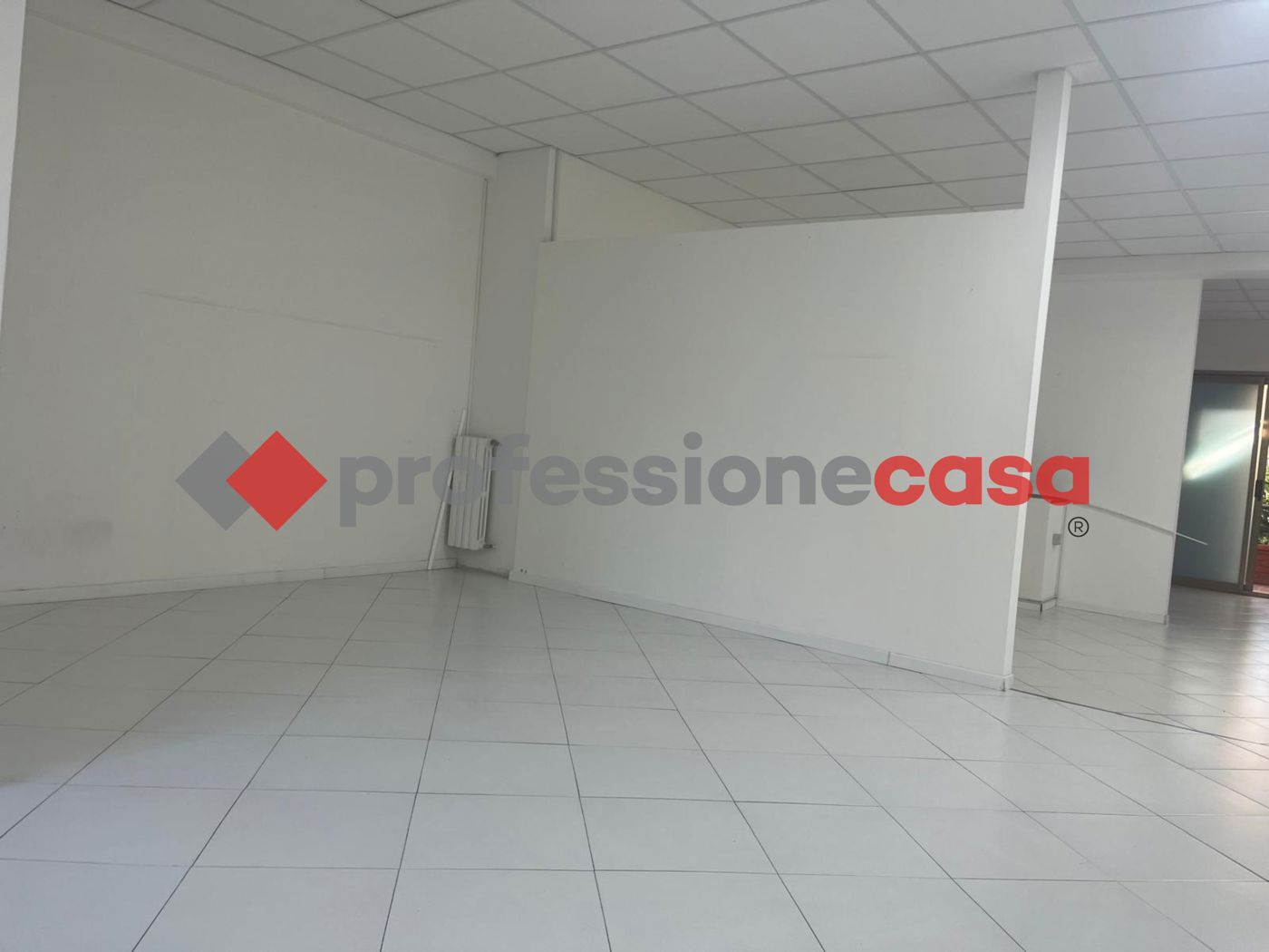 Ufficio in affitto a Tremestieri Etneo