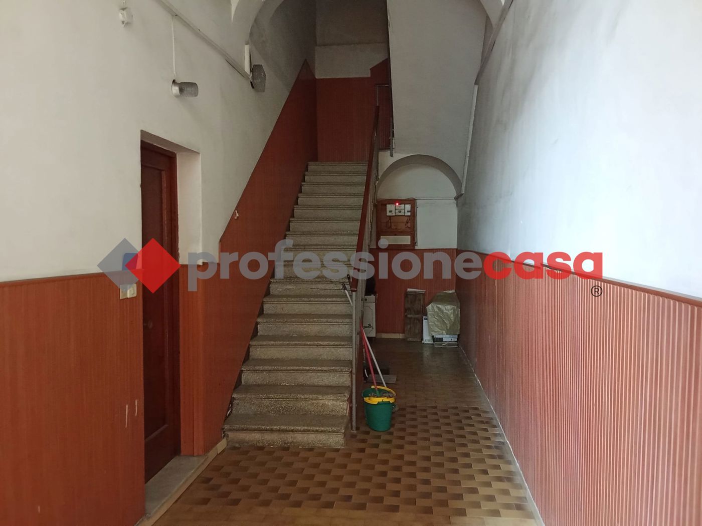 Casa indipendente da ristrutturare a Catania