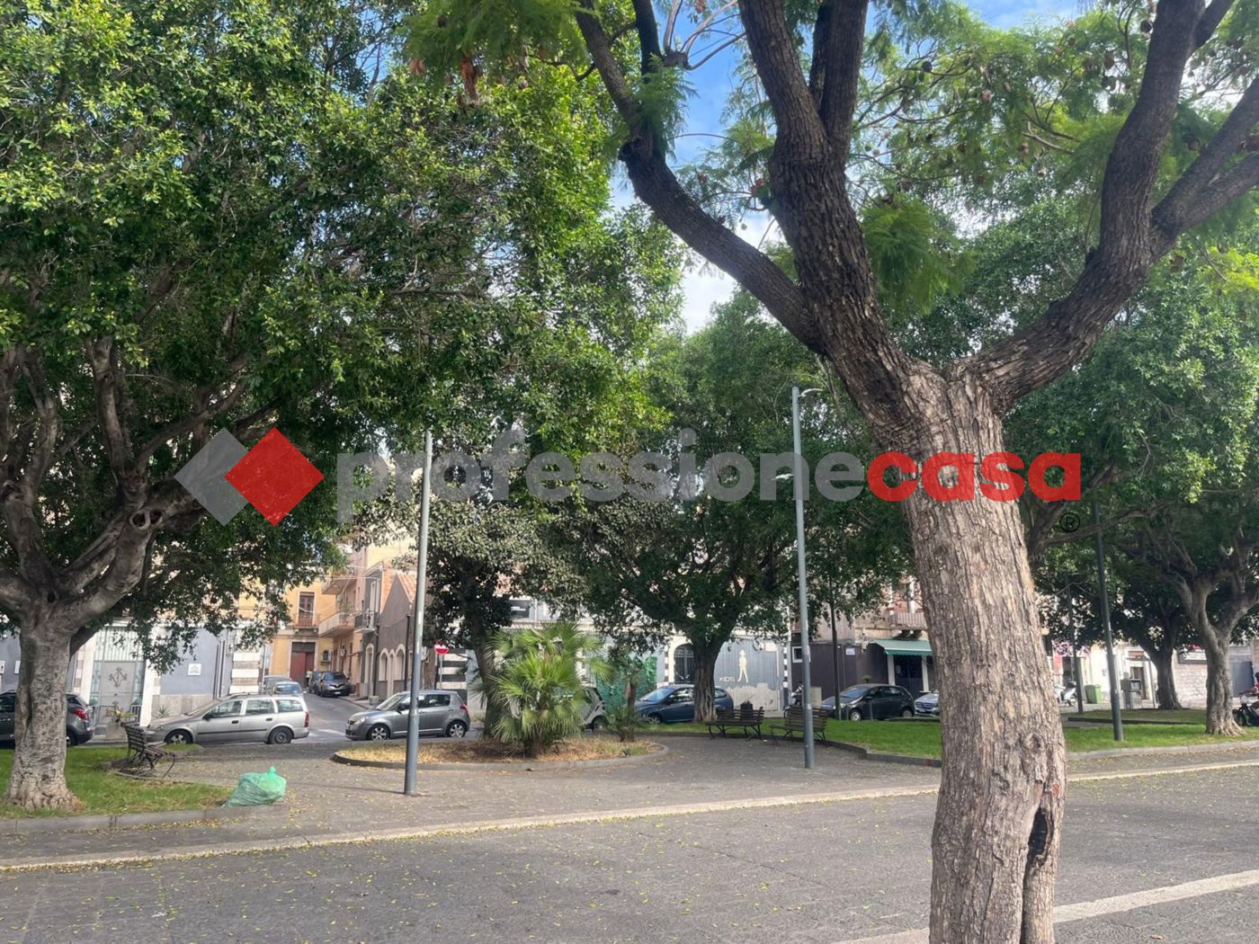 Box/Garage 64mq in vendita a Catania